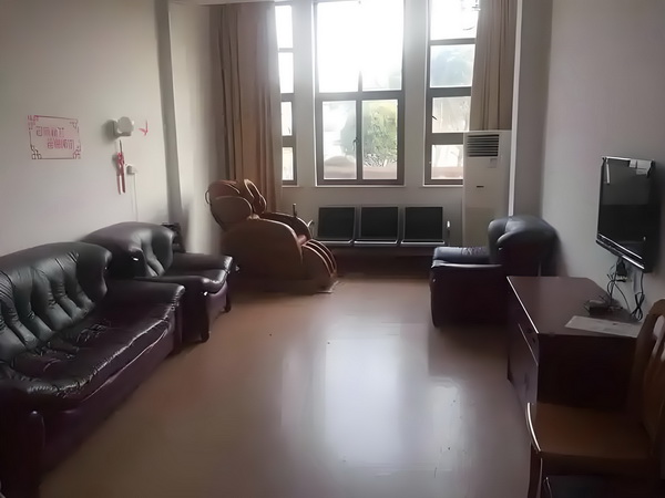 深圳入户查询_中国驻美大使回击白宫指责坦言不知白宫谁说了算 务疗服专业的医除了
